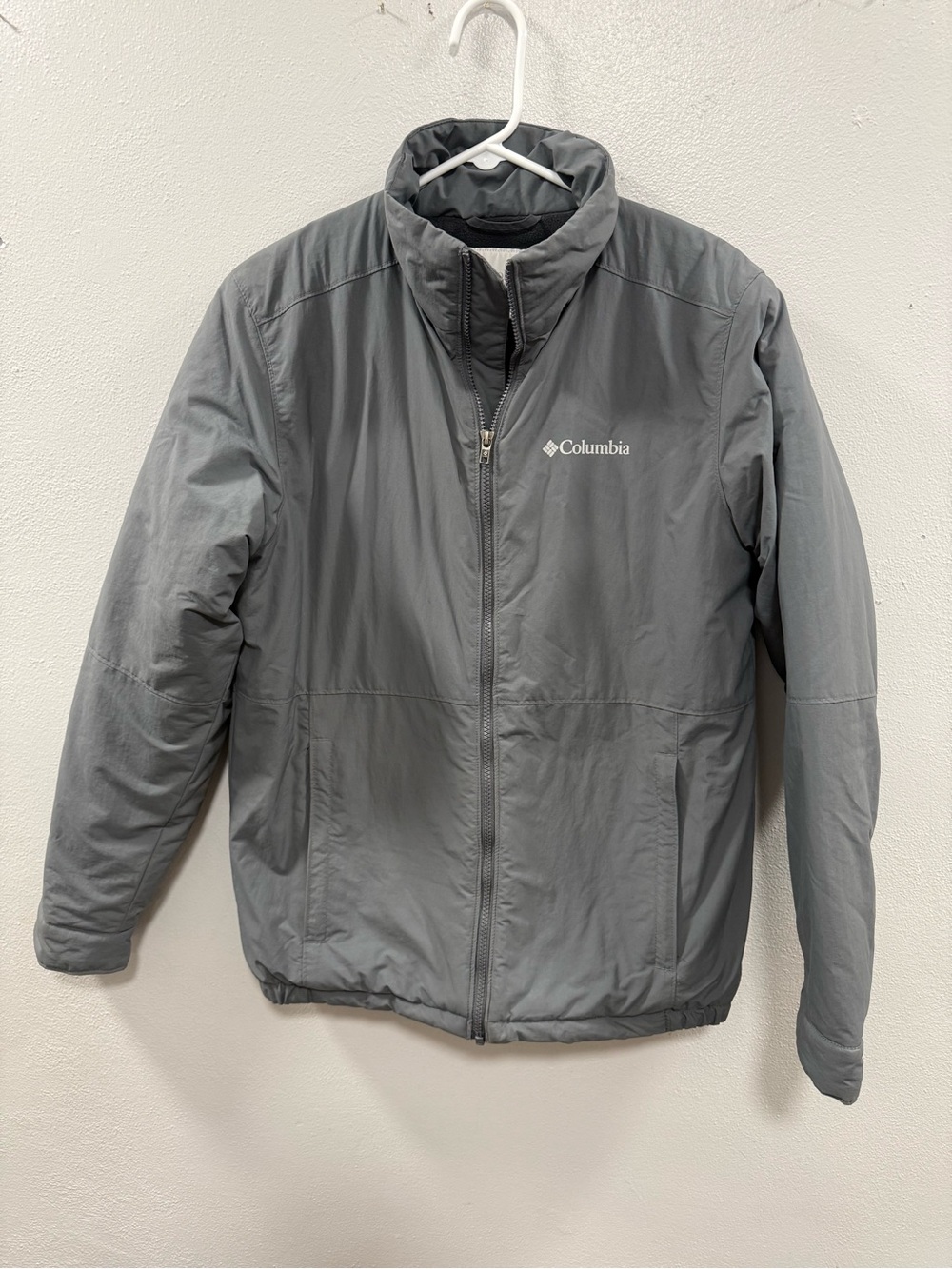 Columbia Men's Gray Lightweight Insulated Jacket